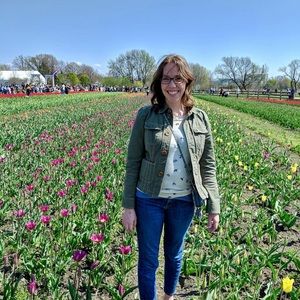 Meet your Posher, Cait